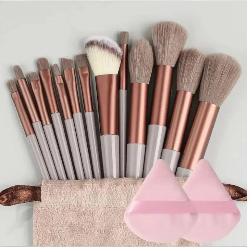 Soft Fluffy Professional Make Up Brush set for all your make up needs