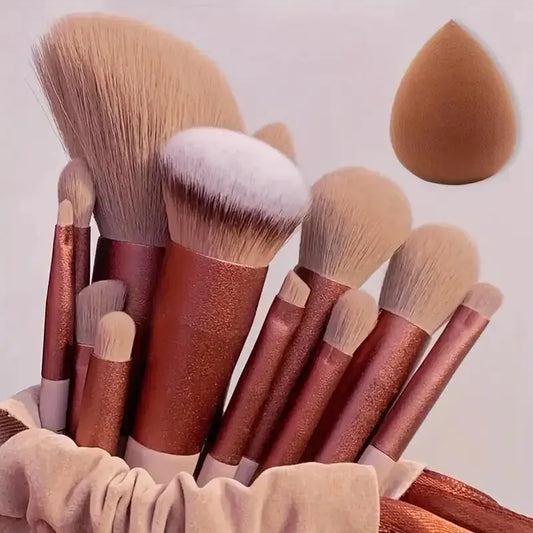 Soft Fluffy Professional Make Up Brush set for all your make up needs