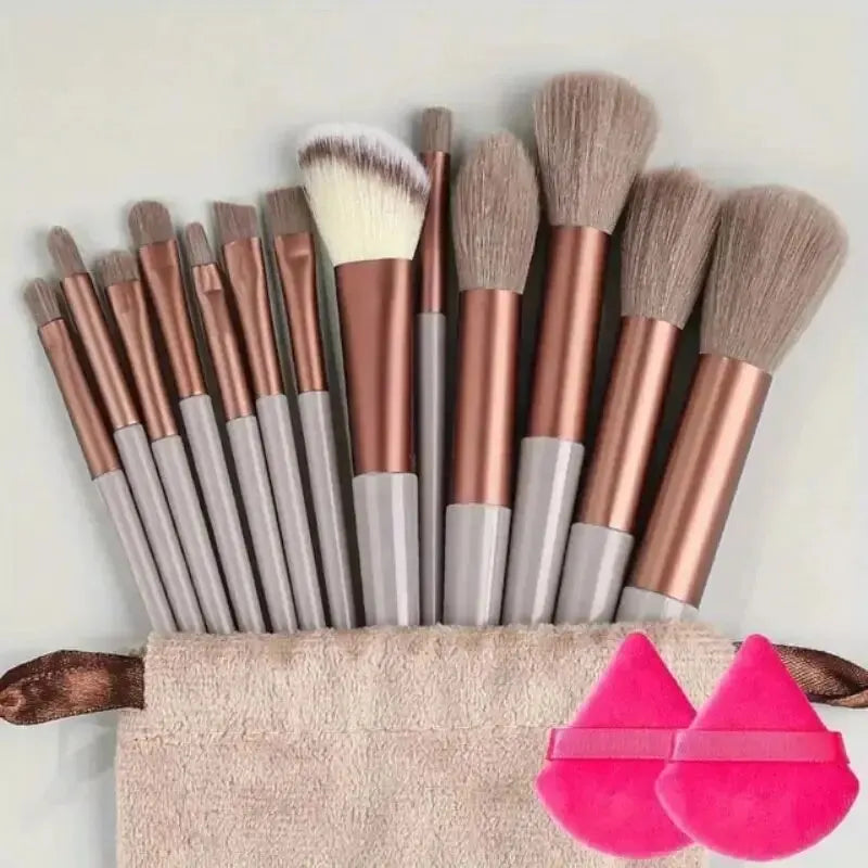 Soft Fluffy Professional Make Up Brush set for all your make up needs