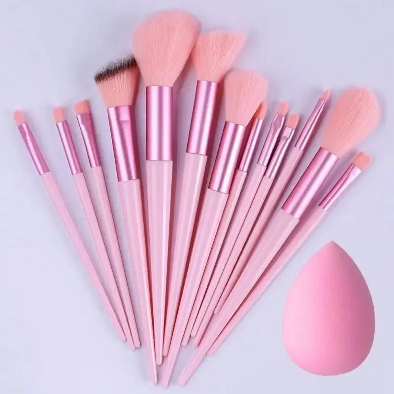 Soft Fluffy Professional Make Up Brush set for all your make up needs