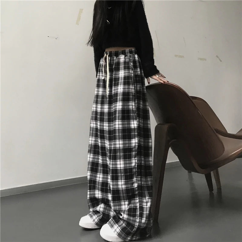 Oversize Women Sweatpants Fashion Black Plaid Casual Pants Baggy Elastic Waist Pockets Student Unisex Hip Hop Loose Trousers