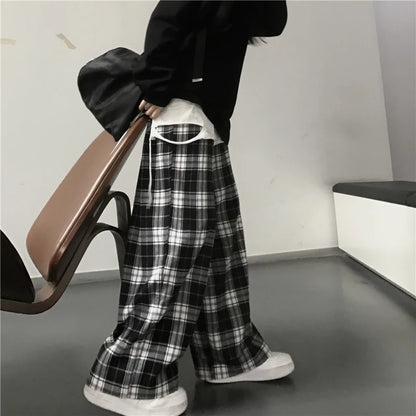 Oversize Women Sweatpants Fashion Black Plaid Casual Pants Baggy Elastic Waist Pockets Student Unisex Hip Hop Loose Trousers